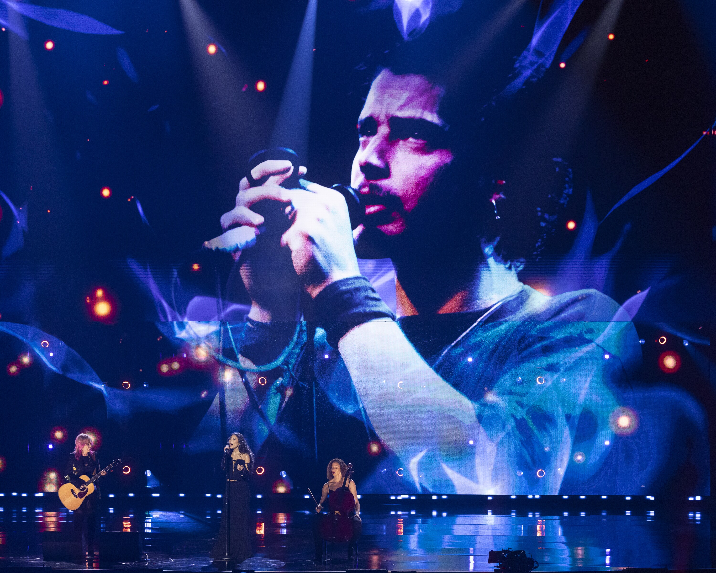 ROCK & ROLL HALL OF FAME 2025 INDUCTION CEREMONY – The 2025 Rock & Roll Hall of Fame Induction Ceremony, with once-in-a-lifetime performances and collaborations paying tribute to the iconic, generation-defining inductees, will be broadcast live coast to coast from Los Angeles on SATURDAY, NOV. 8 (8:00 p.m. EDT) on Disney+. (Disney/Frank Micelotta)  NANCY WILSON, TONI CORNELL, ADRIENNE WOODS 