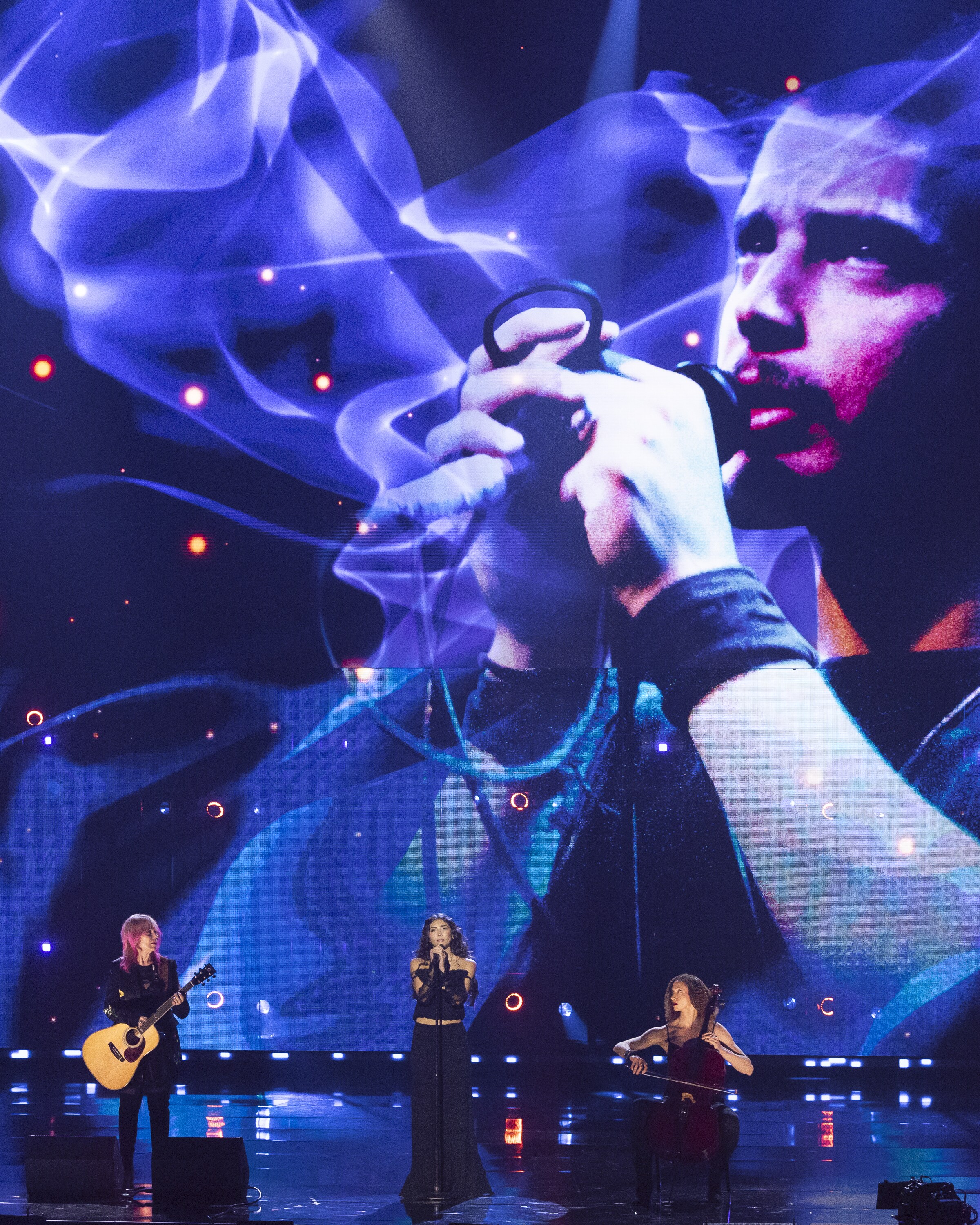 ROCK & ROLL HALL OF FAME 2025 INDUCTION CEREMONY – The 2025 Rock & Roll Hall of Fame Induction Ceremony, with once-in-a-lifetime performances and collaborations paying tribute to the iconic, generation-defining inductees, will be broadcast live coast to coast from Los Angeles on SATURDAY, NOV. 8 (8:00 p.m. EDT) on Disney+. (Disney/Frank Micelotta)  NANCY WILSON, TONI CORNELL, ADRIENNE WOODS 