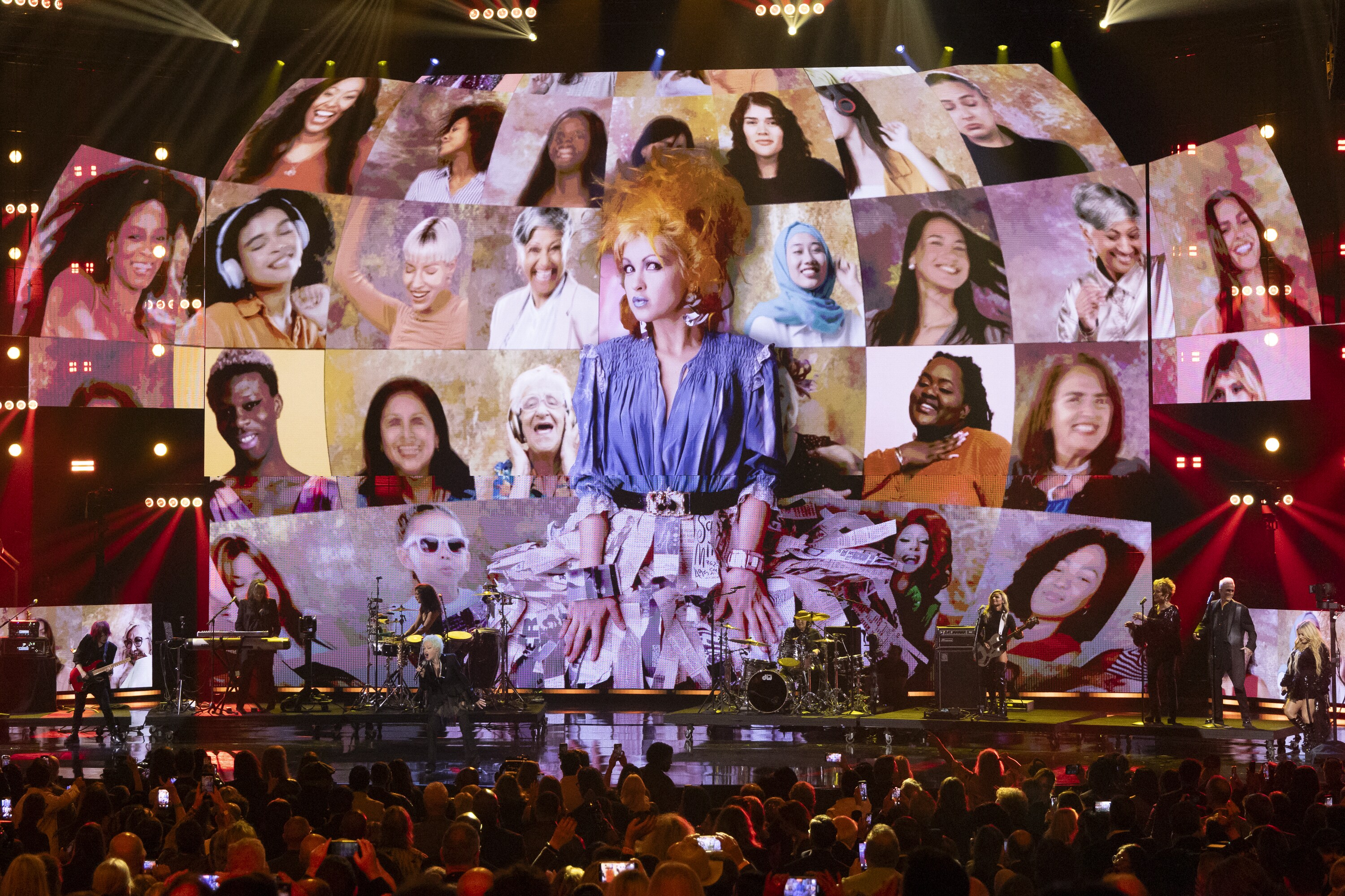 ROCK & ROLL HALL OF FAME 2025 INDUCTION CEREMONY – The 2025 Rock & Roll Hall of Fame Induction Ceremony, with once-in-a-lifetime performances and collaborations paying tribute to the iconic, generation-defining inductees, will be broadcast live coast to coast from Los Angeles on SATURDAY, NOV. 8 (8:00 p.m. EDT) on Disney+. (Disney/Frank Micelotta)  CYNDI LAUPER 