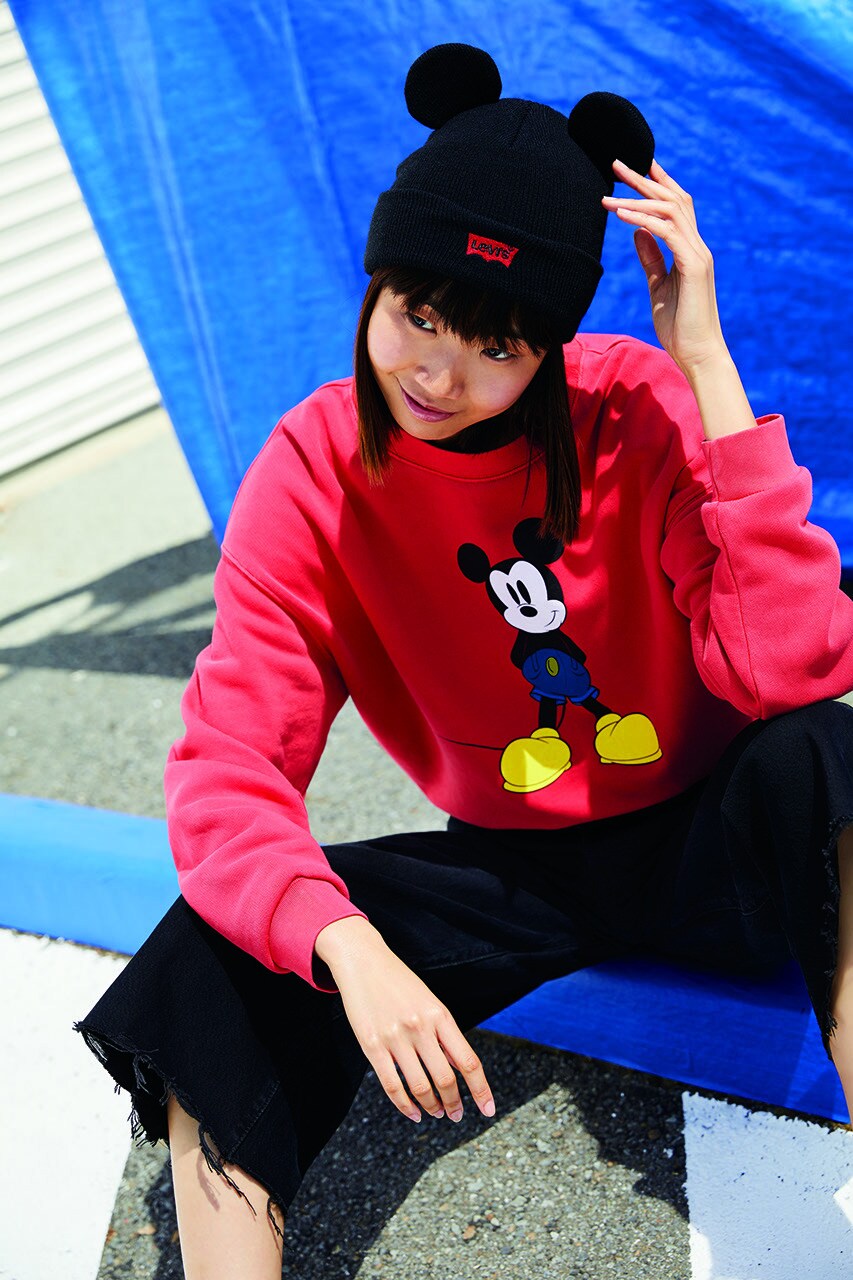 Levis mickey mouse clearance sweatshirt