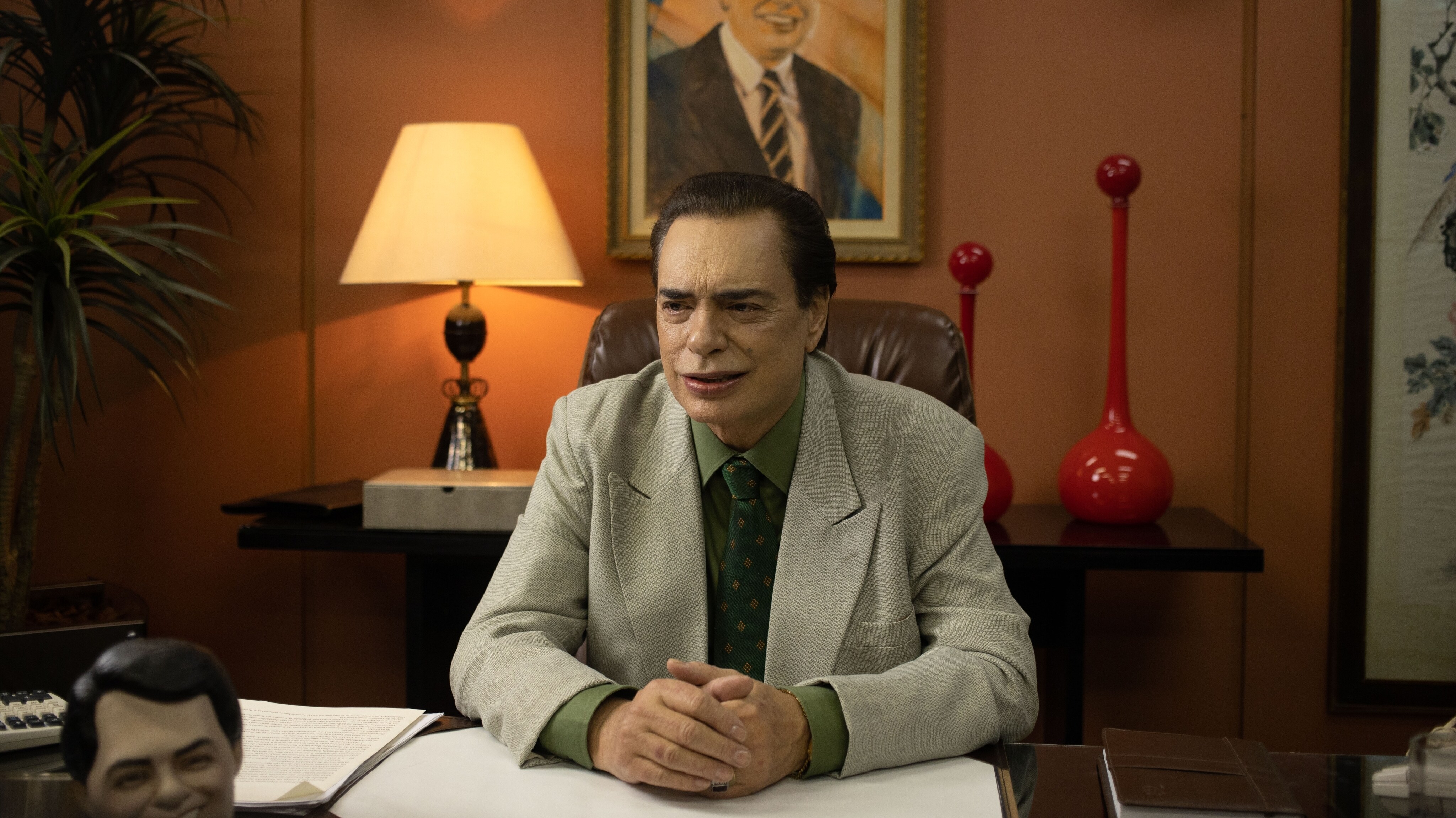 O Rei da TV: confira trailer, elenco e data de estreia da série sobre Sílvio Santos