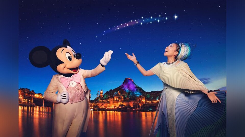 Disney ミッキー テレビ 飯能本店］ディズニー 液晶テレビ ミッキー&ミニー 19インチDVD内蔵