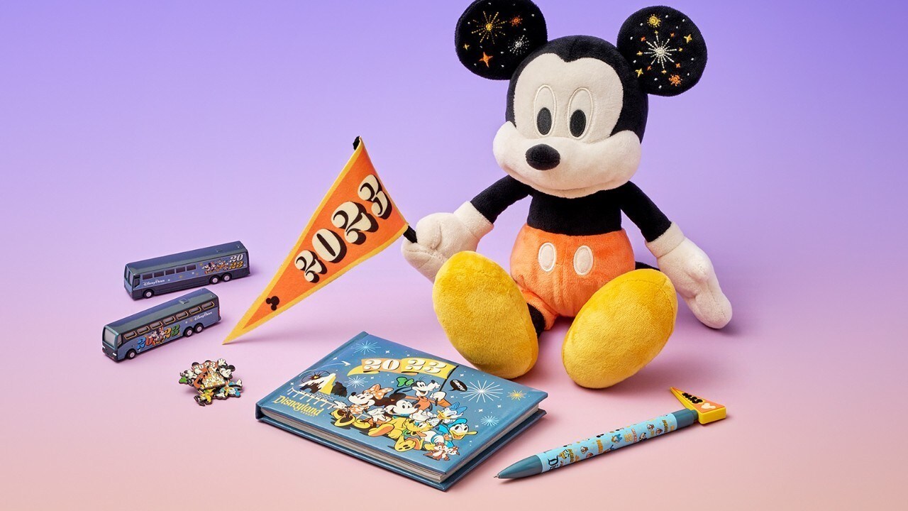 海外ディズニーパークのグッズで2023年をお祝い！Walt Disney