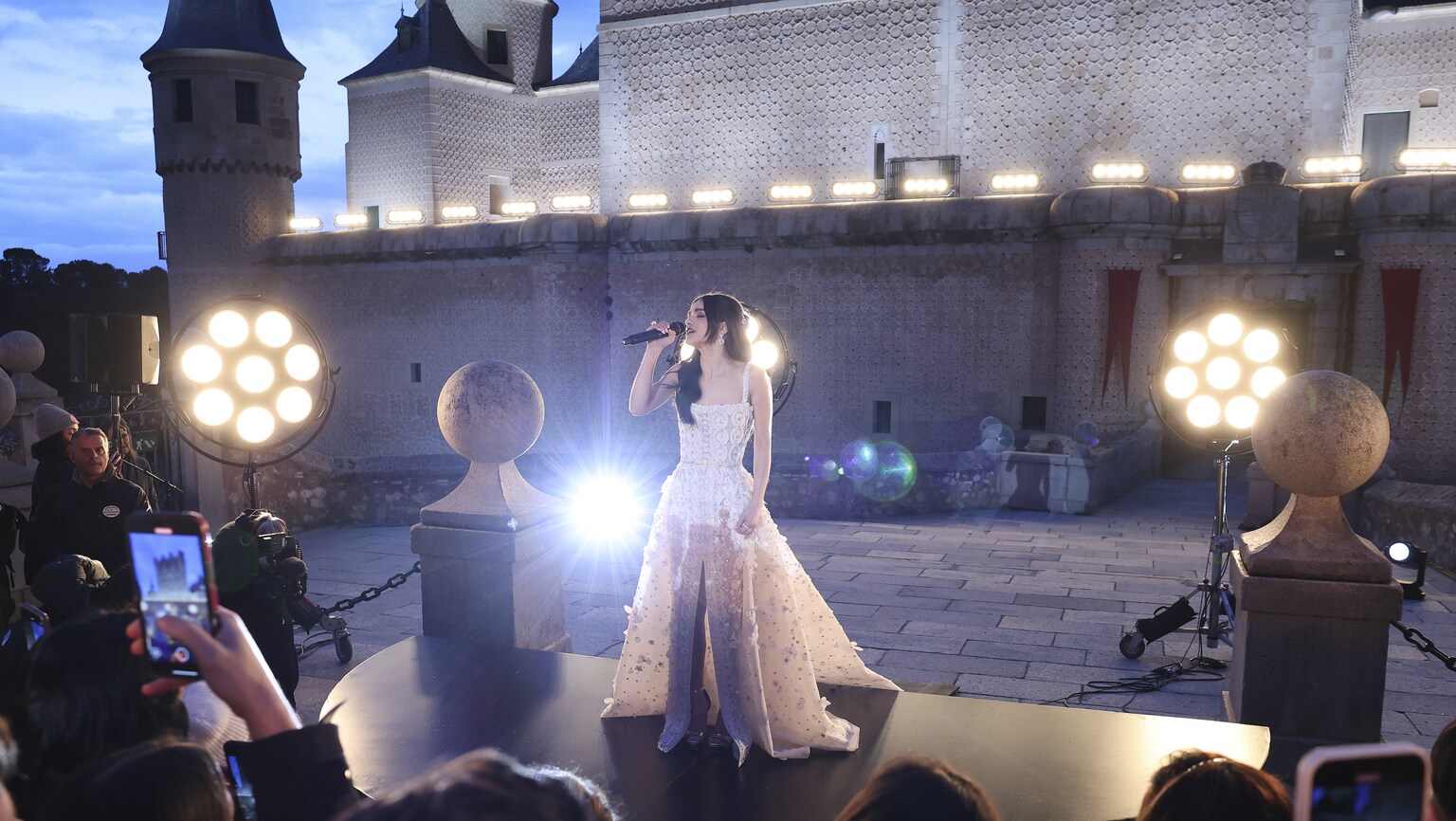 RACHEL ZEGLER FROM DISNEY'S SNOW WHITE PERFORMS 'WAITING ON A WISH' AT SPAIN'S ALCÁZAR OF SEGOVIA CASTLE