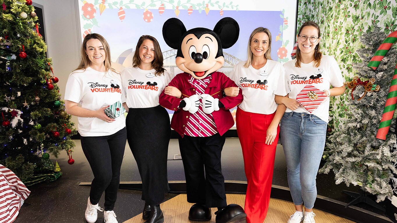 Disney VoluntEARS embrace global holiday giving as Mickey Mouse visits kids in Starlight Express Rooms
