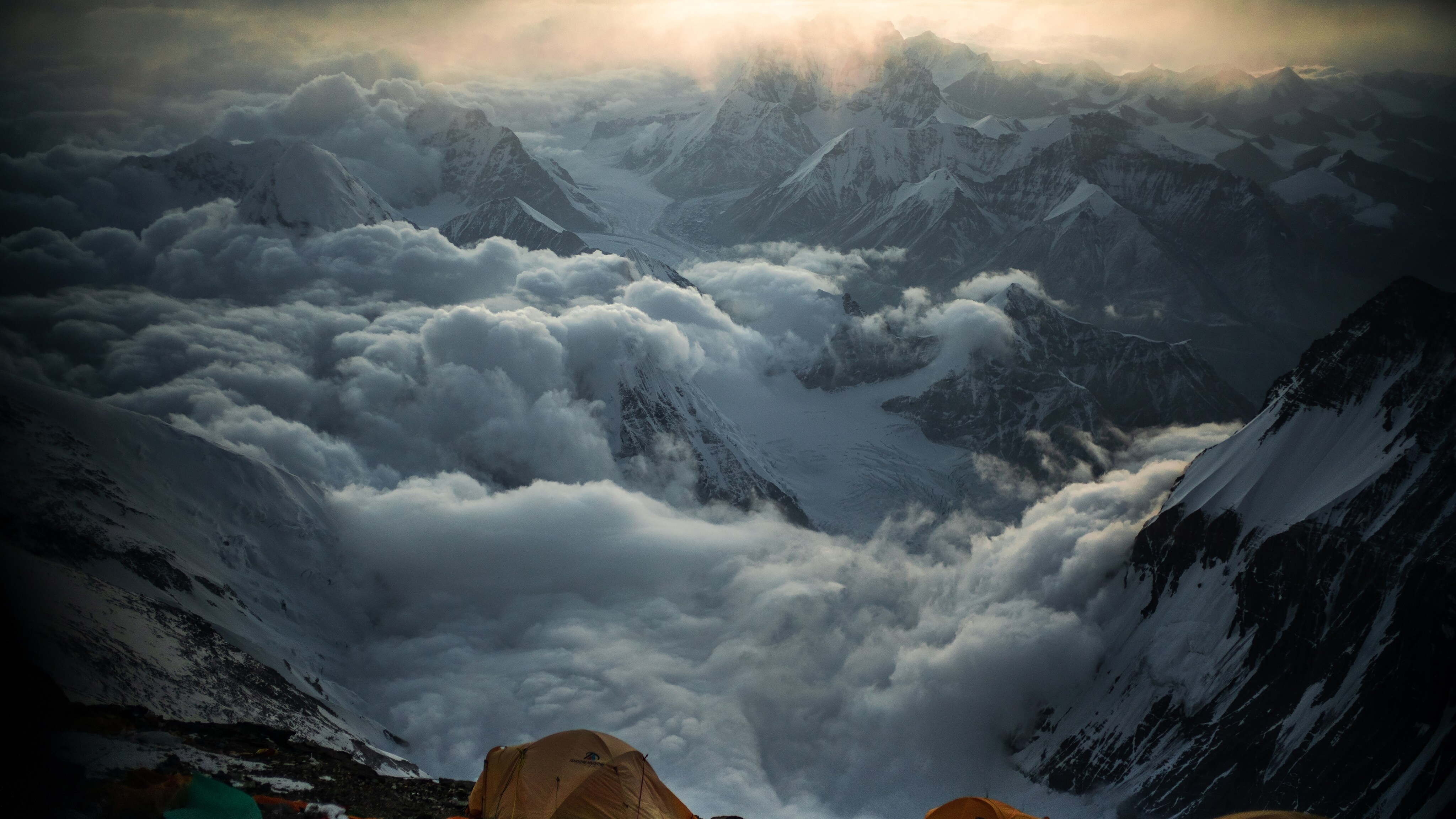 Lost on Everest Image