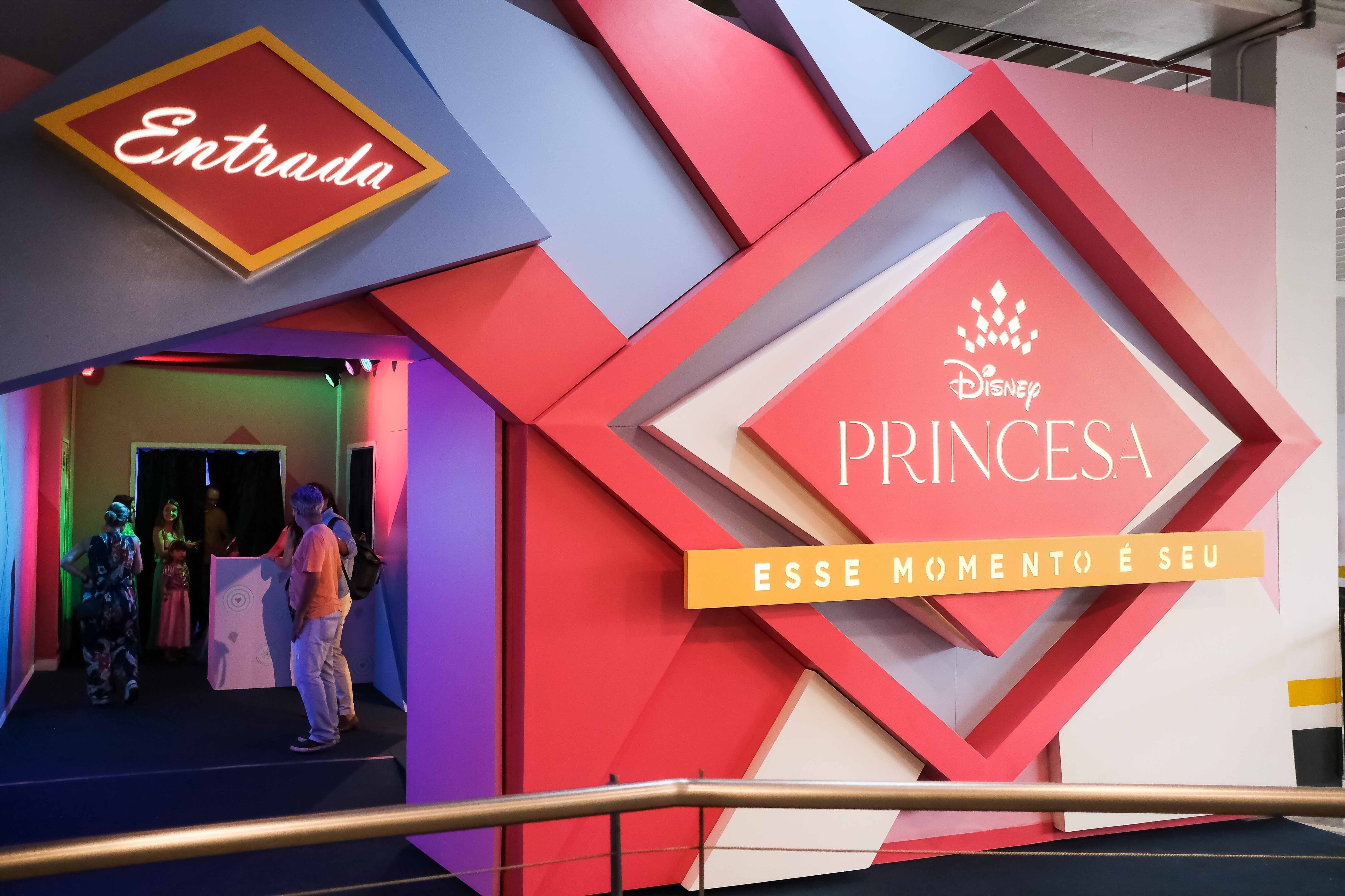 Pesquisa explica como a exposição das princesas da Disney afetam