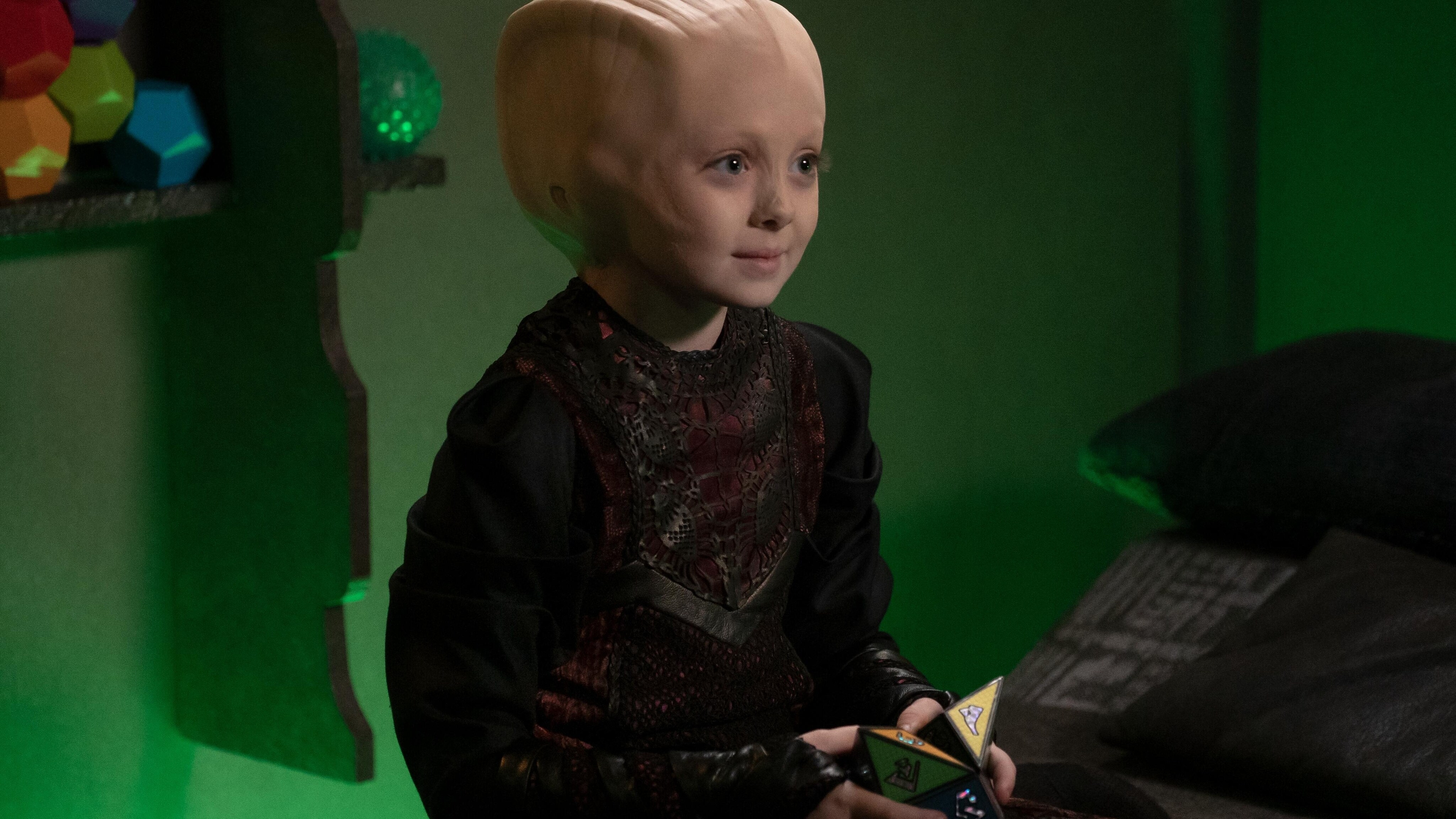 The Orville: New Horizons -- “Gently Falling Rain” - Episode 304 -- The Orville crew leads a Union delegation to sign a peace treaty with the Krill. (Photo by: Kevin Estrada/Hulu)