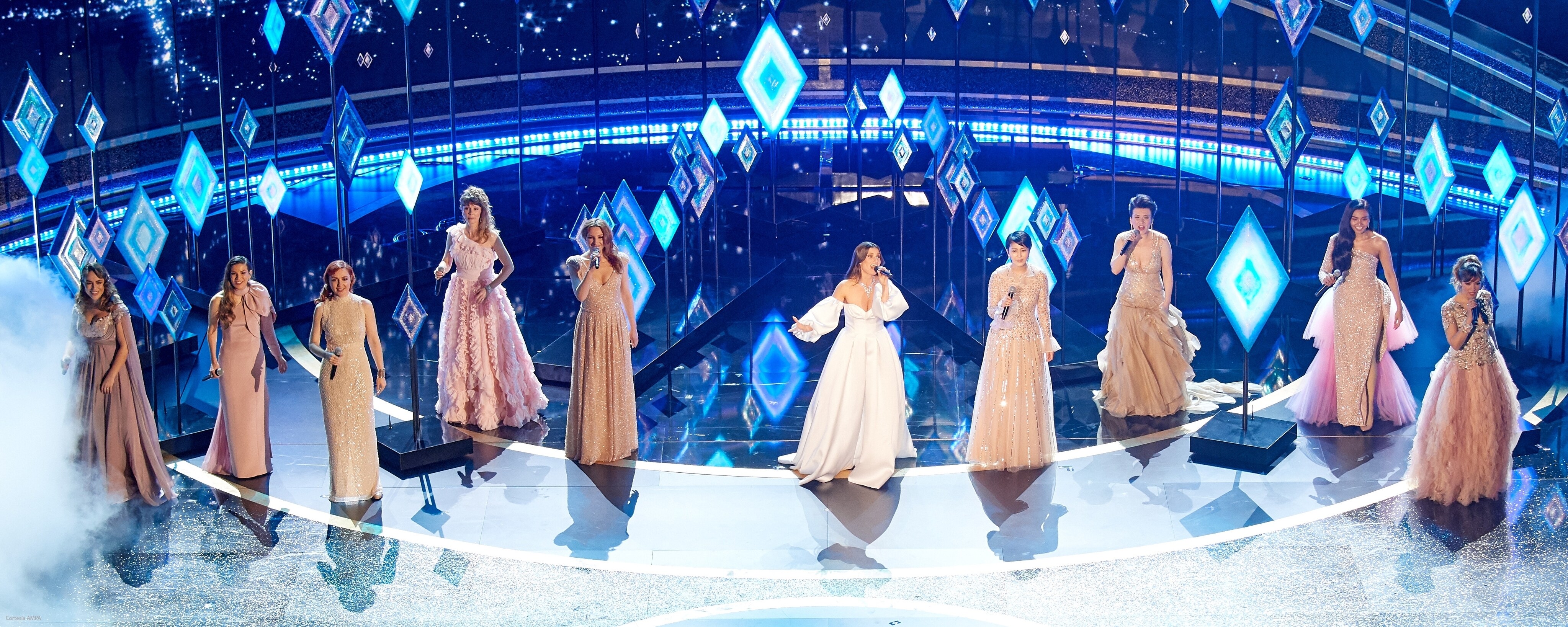 Las Elsas de todo el mundo reunidas en el escenario de los Premios Oscar® 