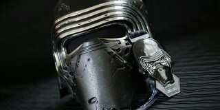 Get a First Look at runDisney’s Awesome New Star Wars Half Marathon – The Dark Side Medals