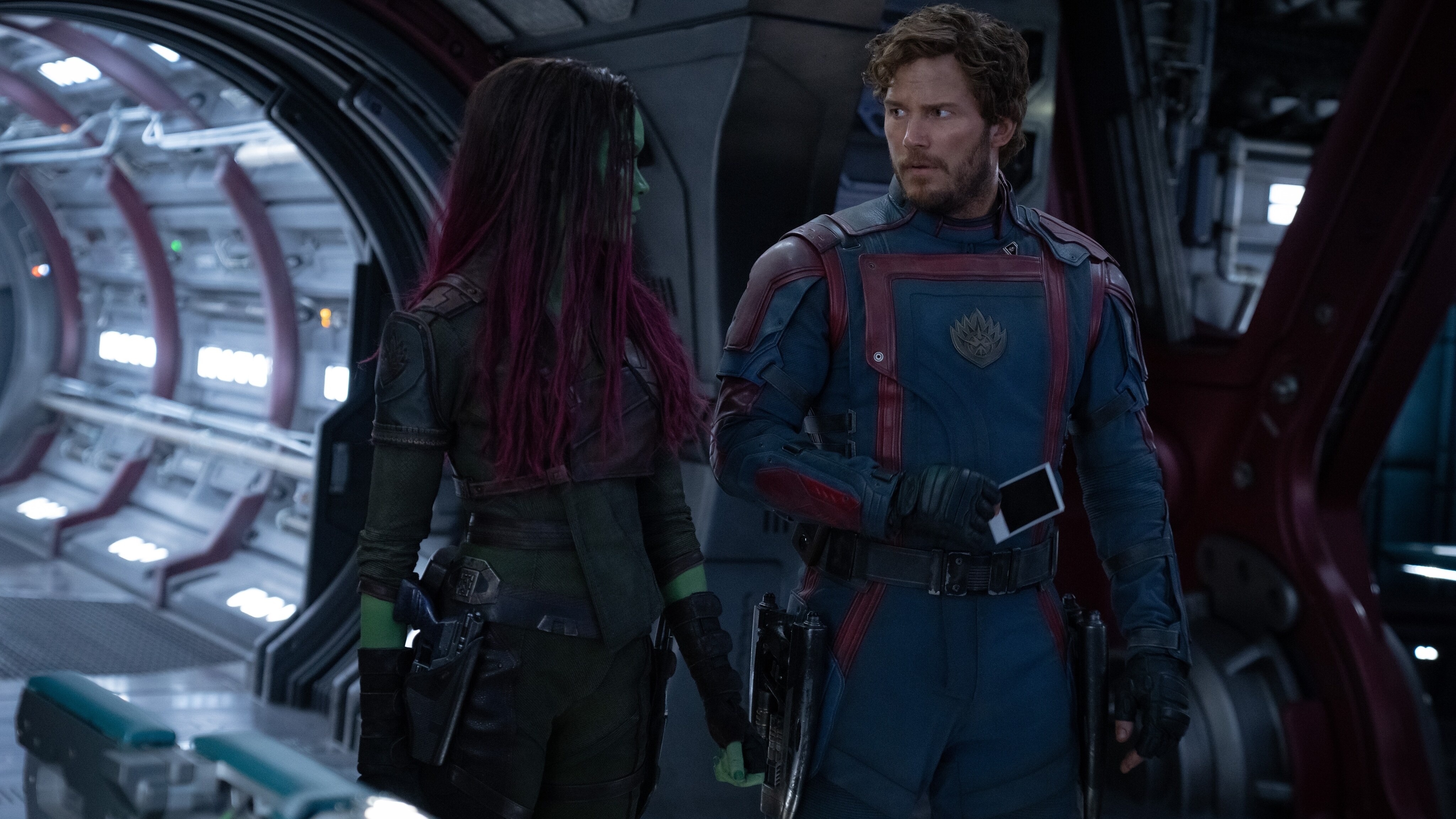 Quill and Gamora talking.