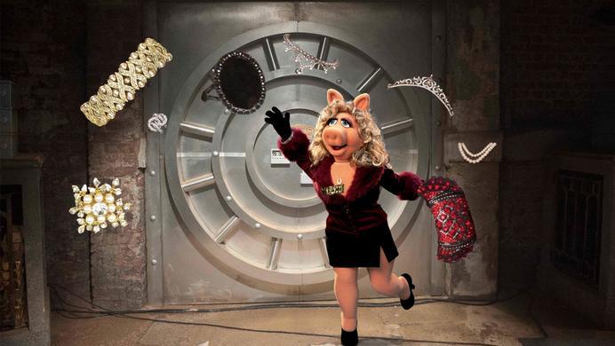 Miss Piggy S Dress Up Archive Disney Lol