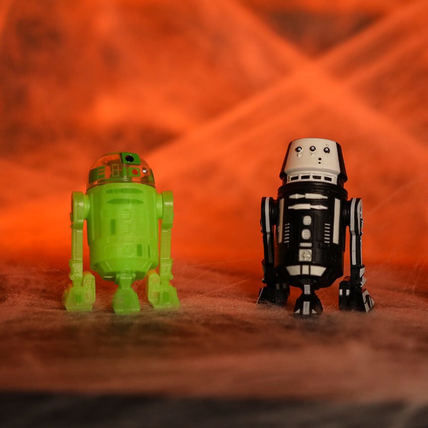 SF+ファンタジー+ホラー Star Wars R2-B0025 Halloween Star Wars R2-B0025 Halloween Droid Factory Figure | Disney Store