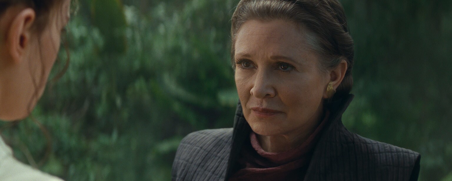 Leia talks to Rey in Star Wars: The Rise of Skywalker.
