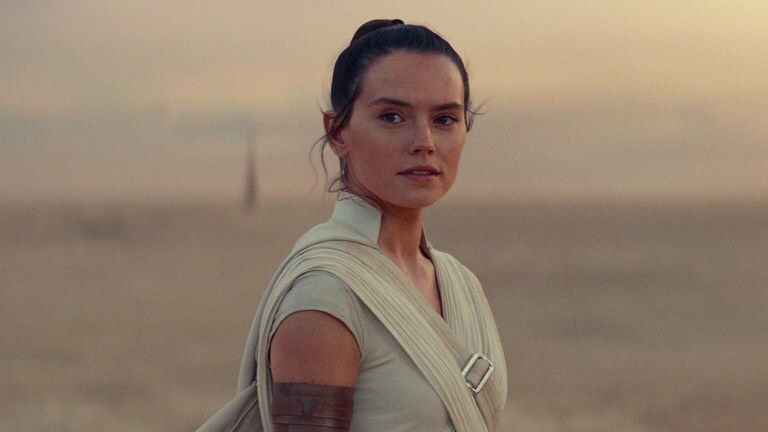 Star Wars: The Rise of Skywalker Reveals Best Look Yet at The