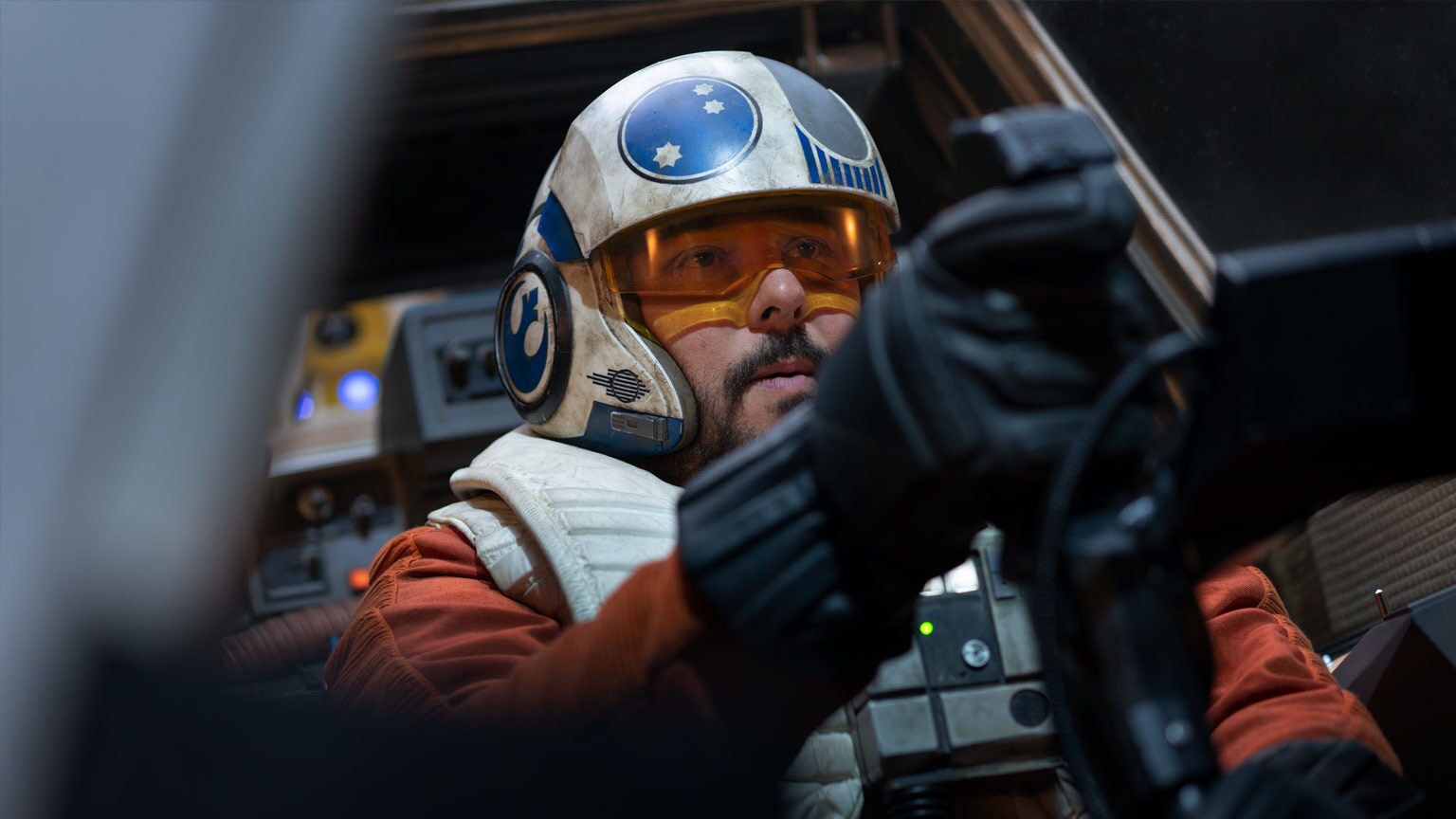 From the Pages of Star Wars Insider: Oh, Snap! Greg Grunberg on His Role in the Sequel Trilogy