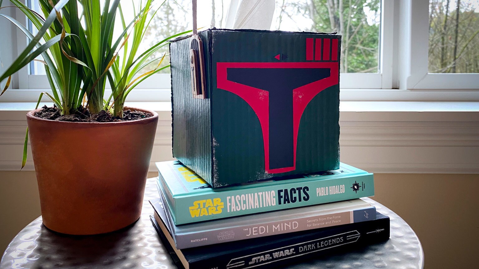 Put This DIY Boba Fett Tissue Box in the Cargo Hold