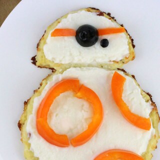 Go on a Healthy Roll With This BB-8 Cauliflower Toast