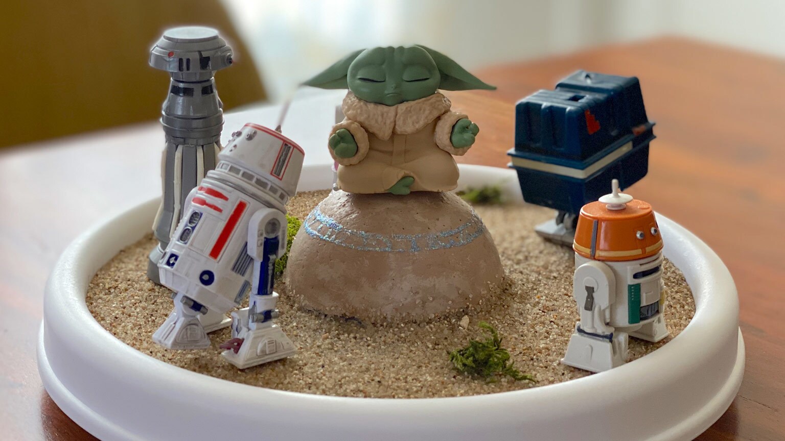 Your Favorite Action Figures Can Protect Grogu With This DIY Seeing Stone