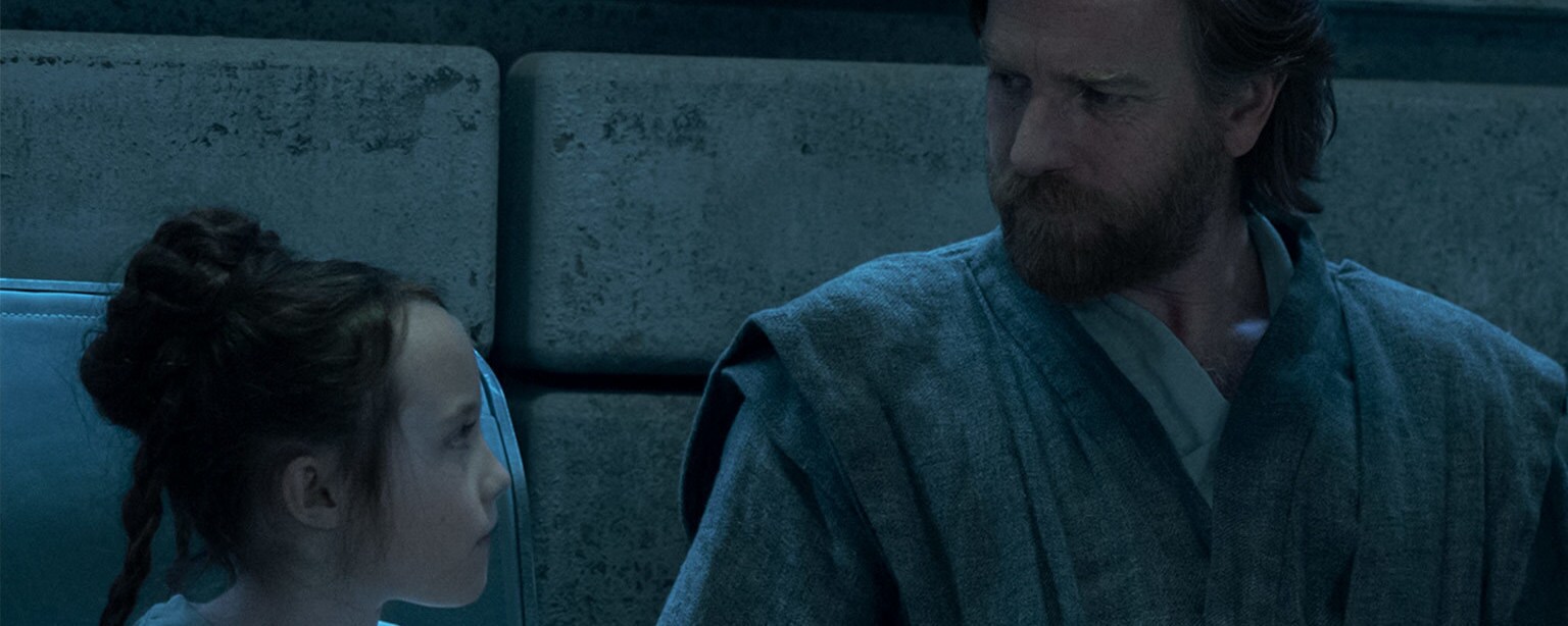Leia and Obi-Wan talking