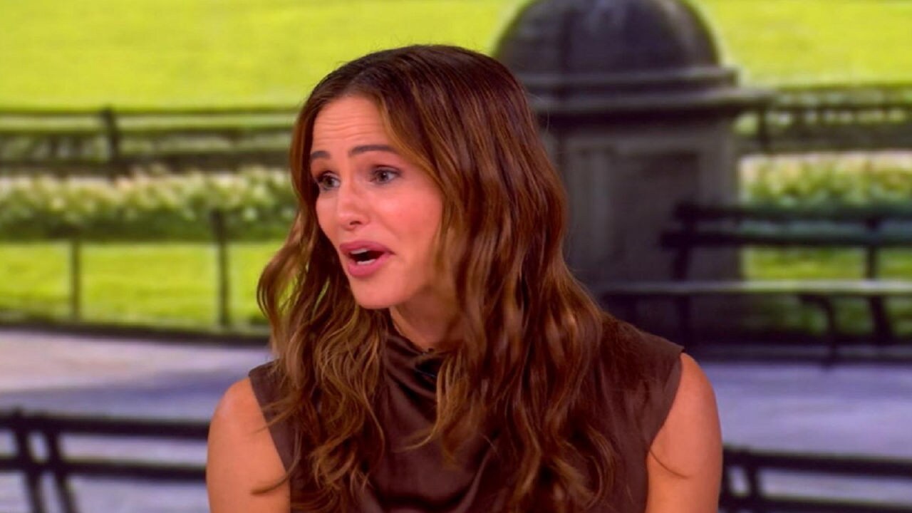 The actress joins 'The View' to discuss the friendships she formed behind the scenes with the star-studded cast of her new show and shares details about the upcoming reboot of '13 Going on 30.'