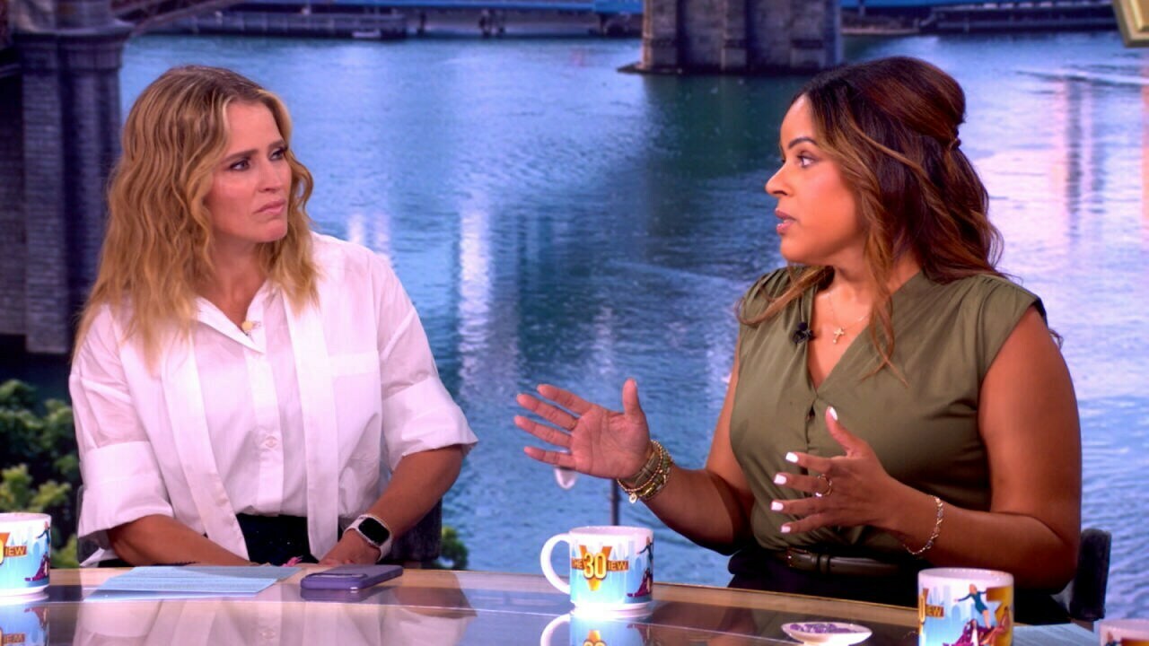 Founder Vanessa Bracetty joins 'The View' to discuss her work supporting families in need and gets special surprises from Once Upon a Farm and Disney Cruise Line.