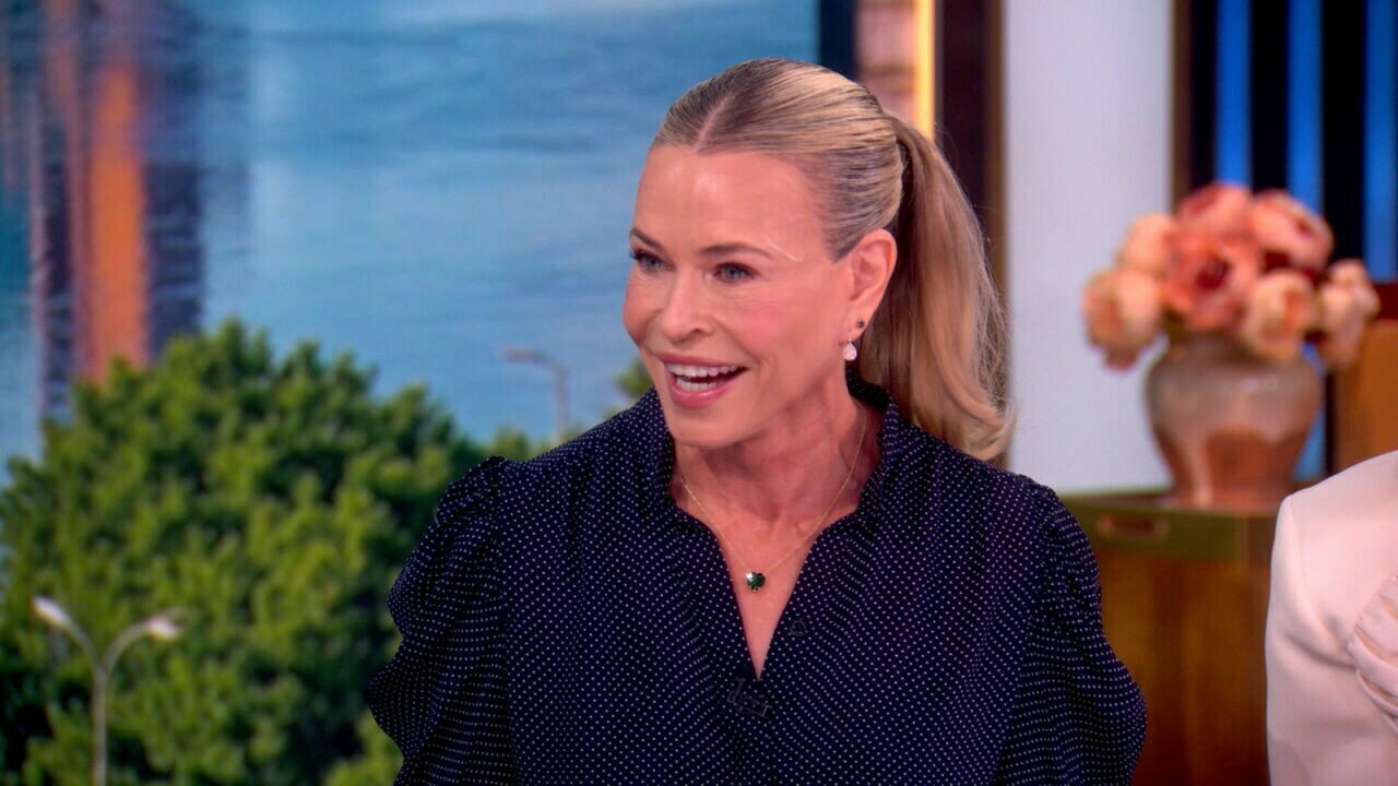 The comedian discusses her High and Mighty Tour and weighs in on the latest headlines, from Mitch McConnell's return to the Senate to concerns about AI.