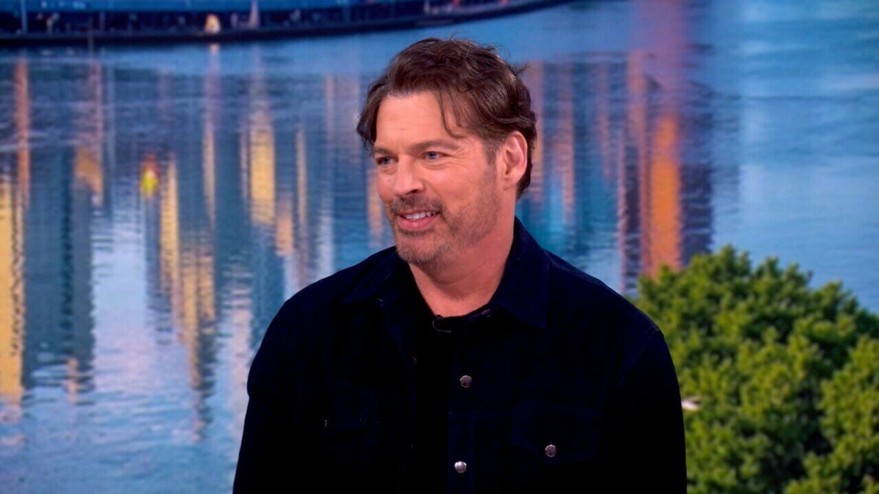 He joins 'The View' to discuss honoring his mother at Carnegie Hall and the meaning behind his new book and album, 'Babe: Elaboratio: A Tribute to My Mother.'
