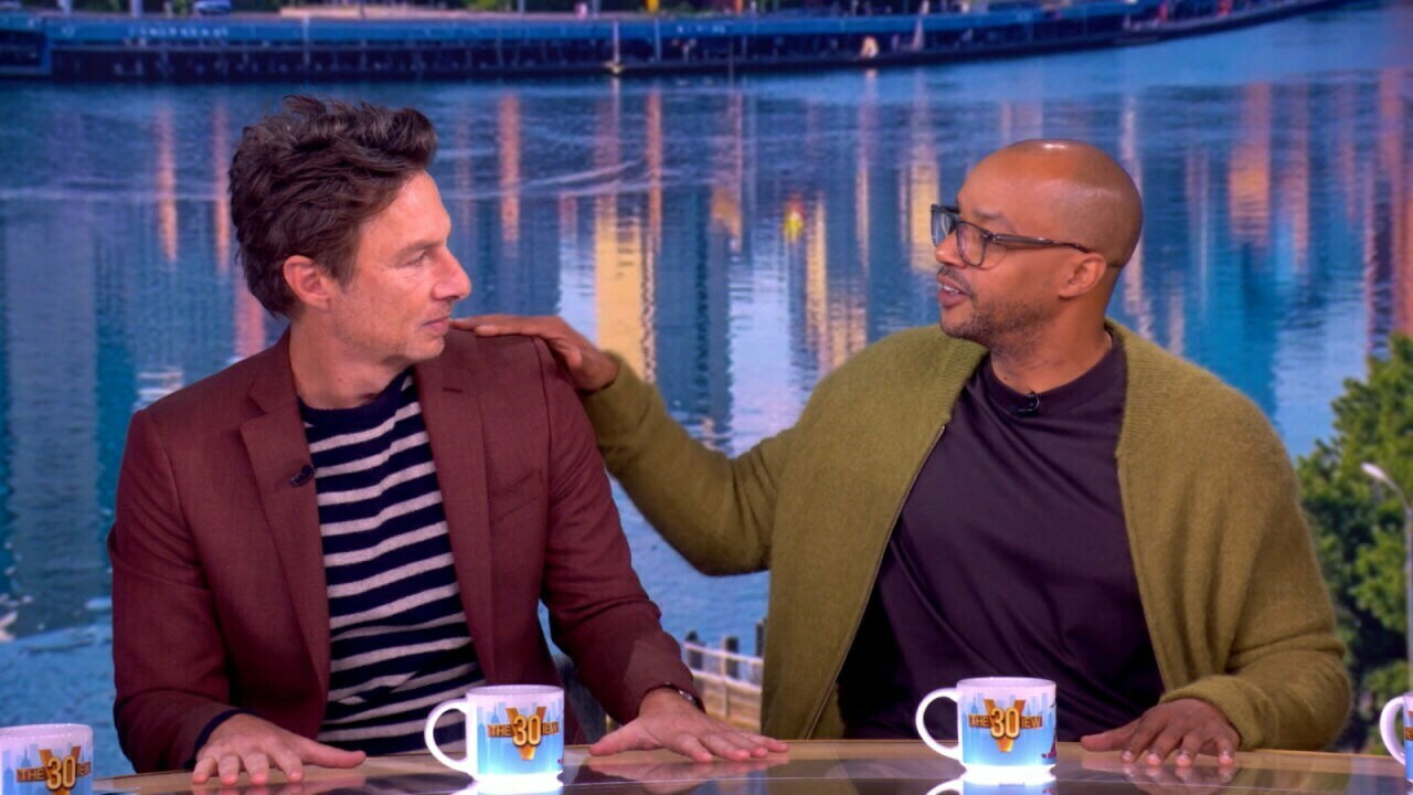 The actors join 'The View' to discuss the second season of the revival of their hit show and the return of their podcast, 'Fake Doctors, Real Friends.'
