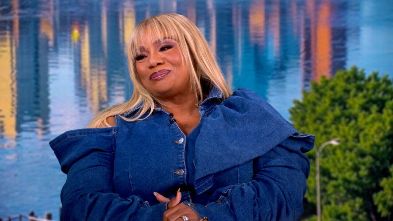 The comedian, actor and producer joins 'The View' to discuss her new book, 'Miss American Dream,' overcoming adversity and the moment that helped her feel truly seen.