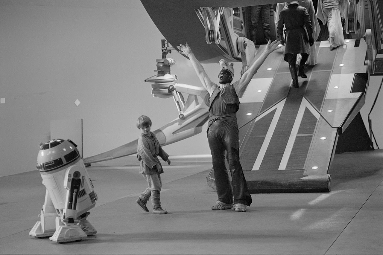 Ahmed Best as Jar Jar on the set of The Phantom Menace