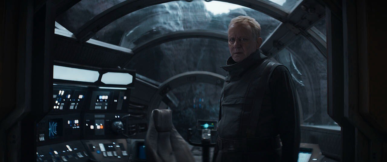 Luthen finds Cassian on Ferrix.