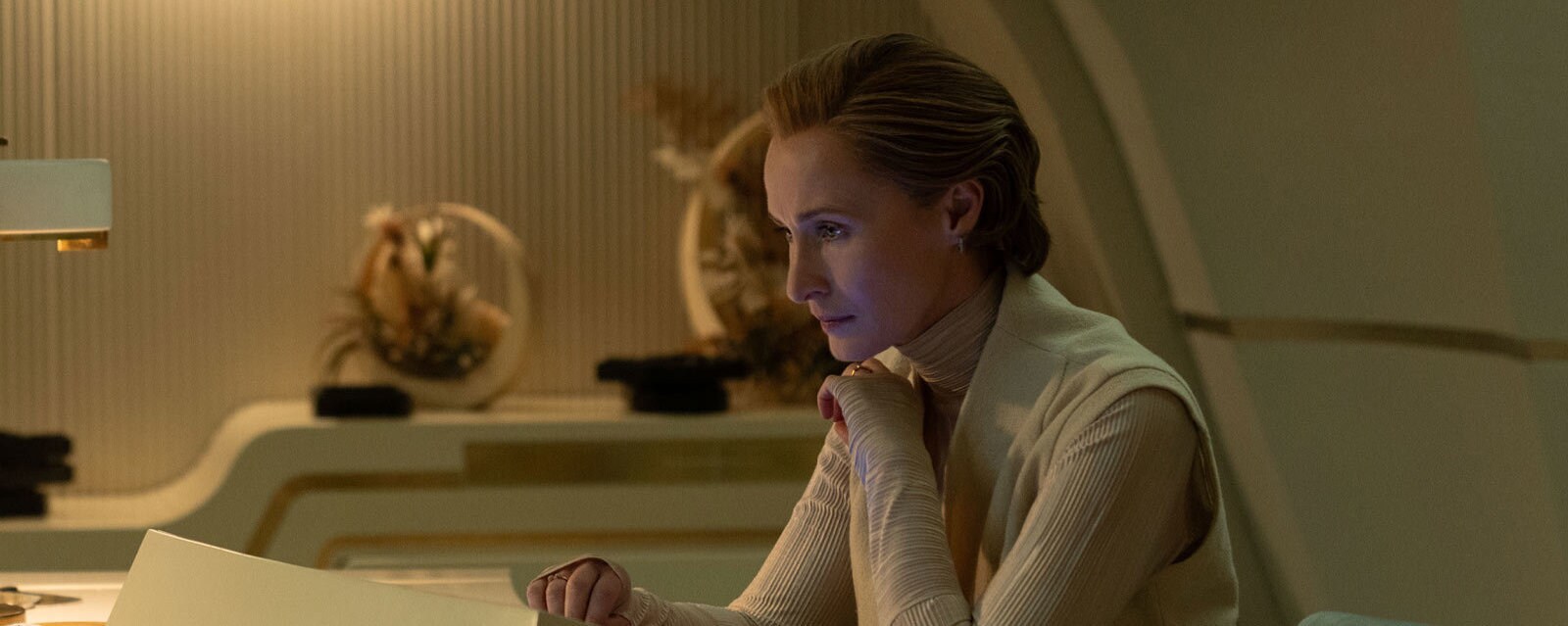 Mon Mothma in her office.