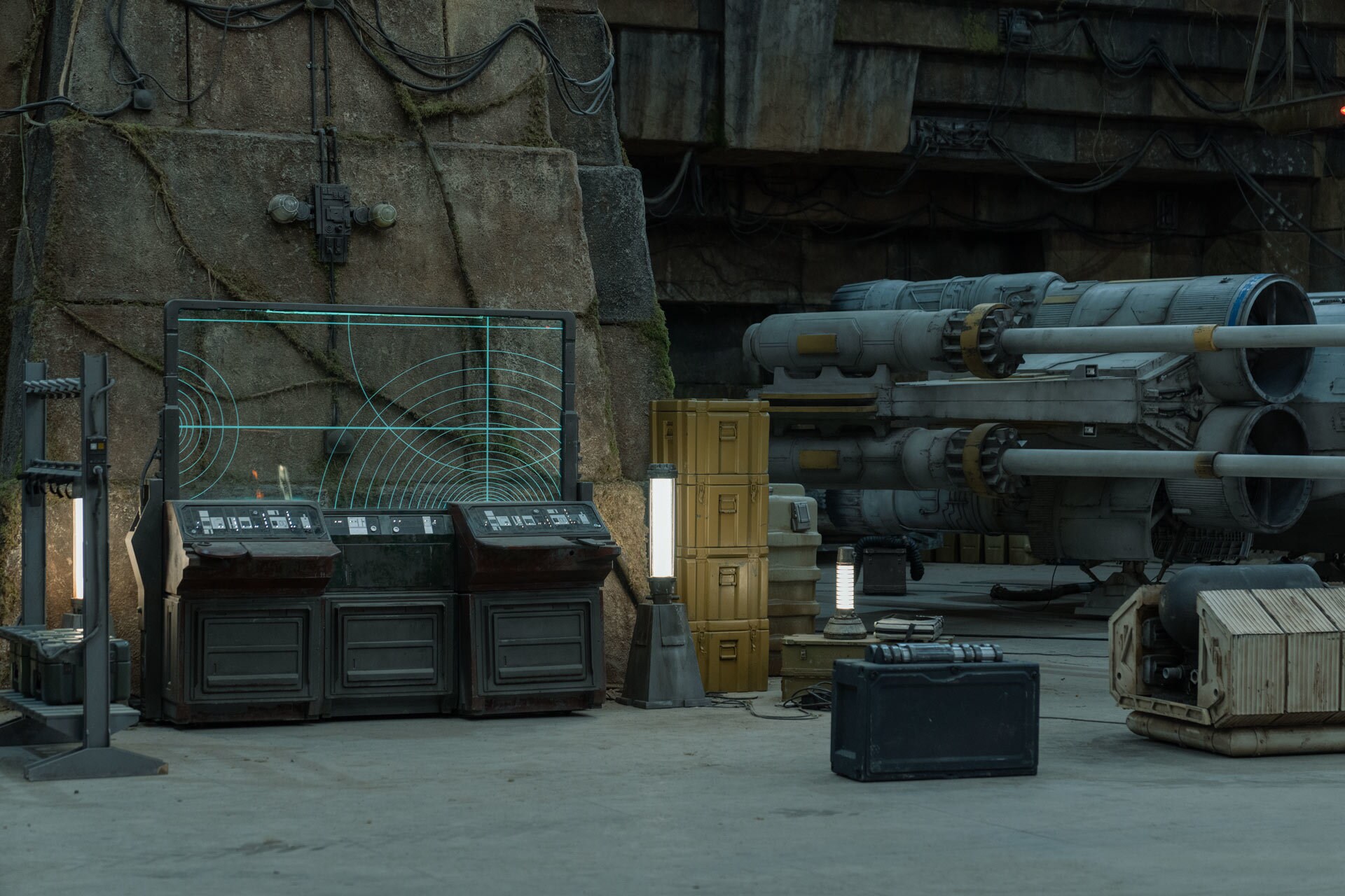 Yavin being set up as the Rebel basecamp.