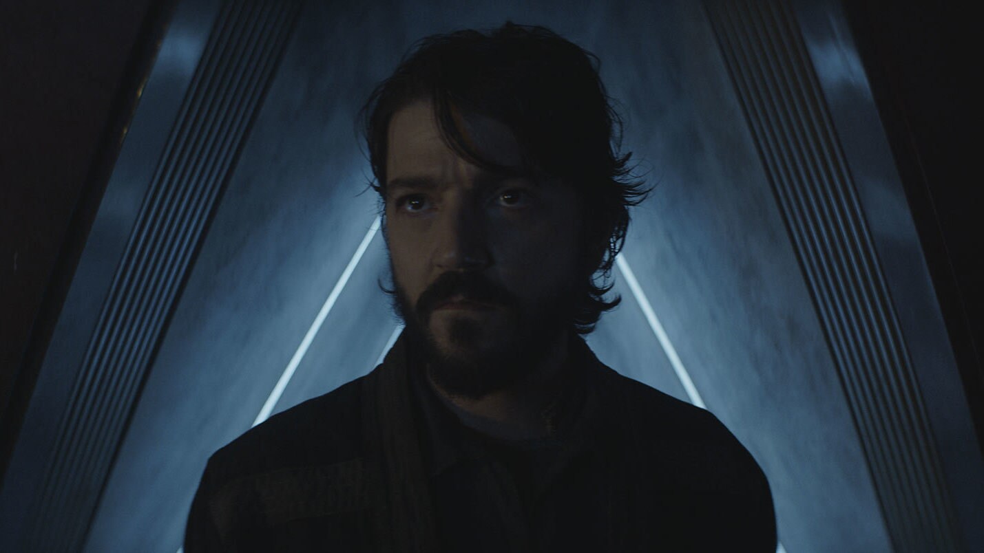 On Morlana One in the Preox-Morlana Corporate Sector, Cassian Andor enters a brothel. He's not th...