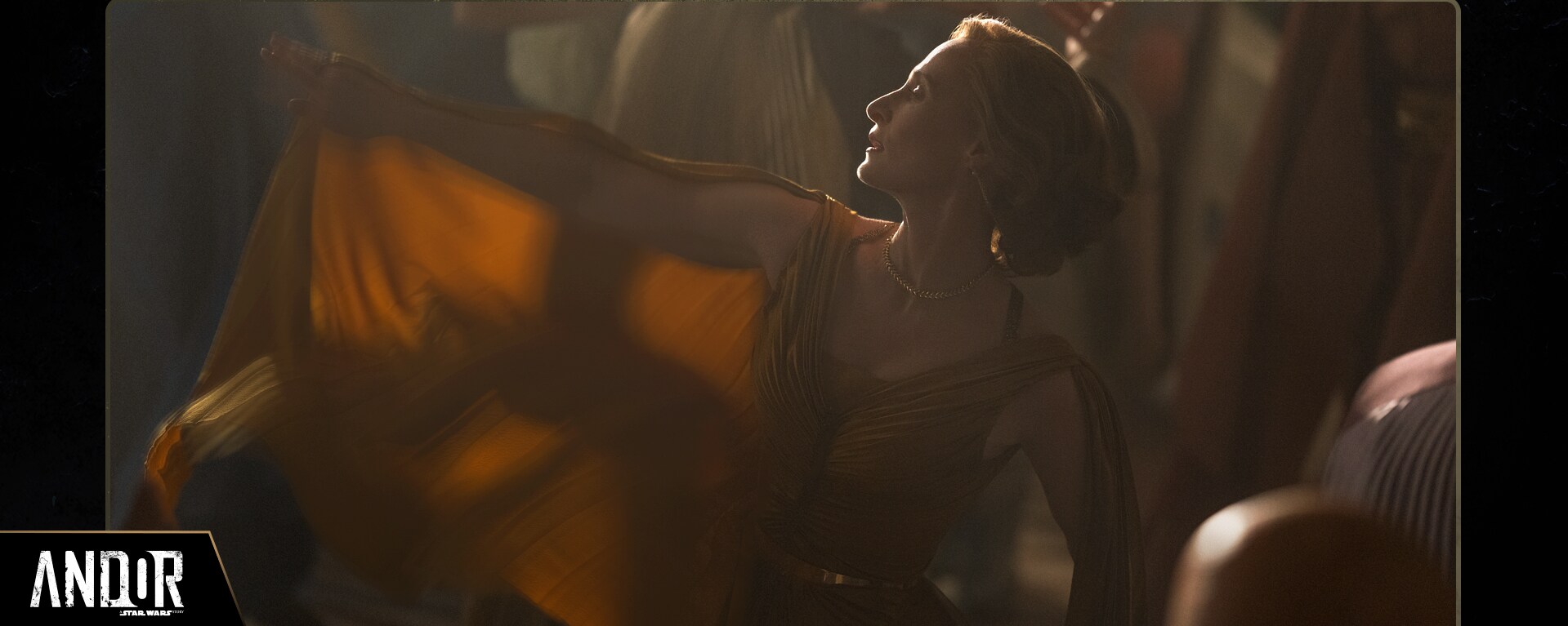 Mon Mothma dance party