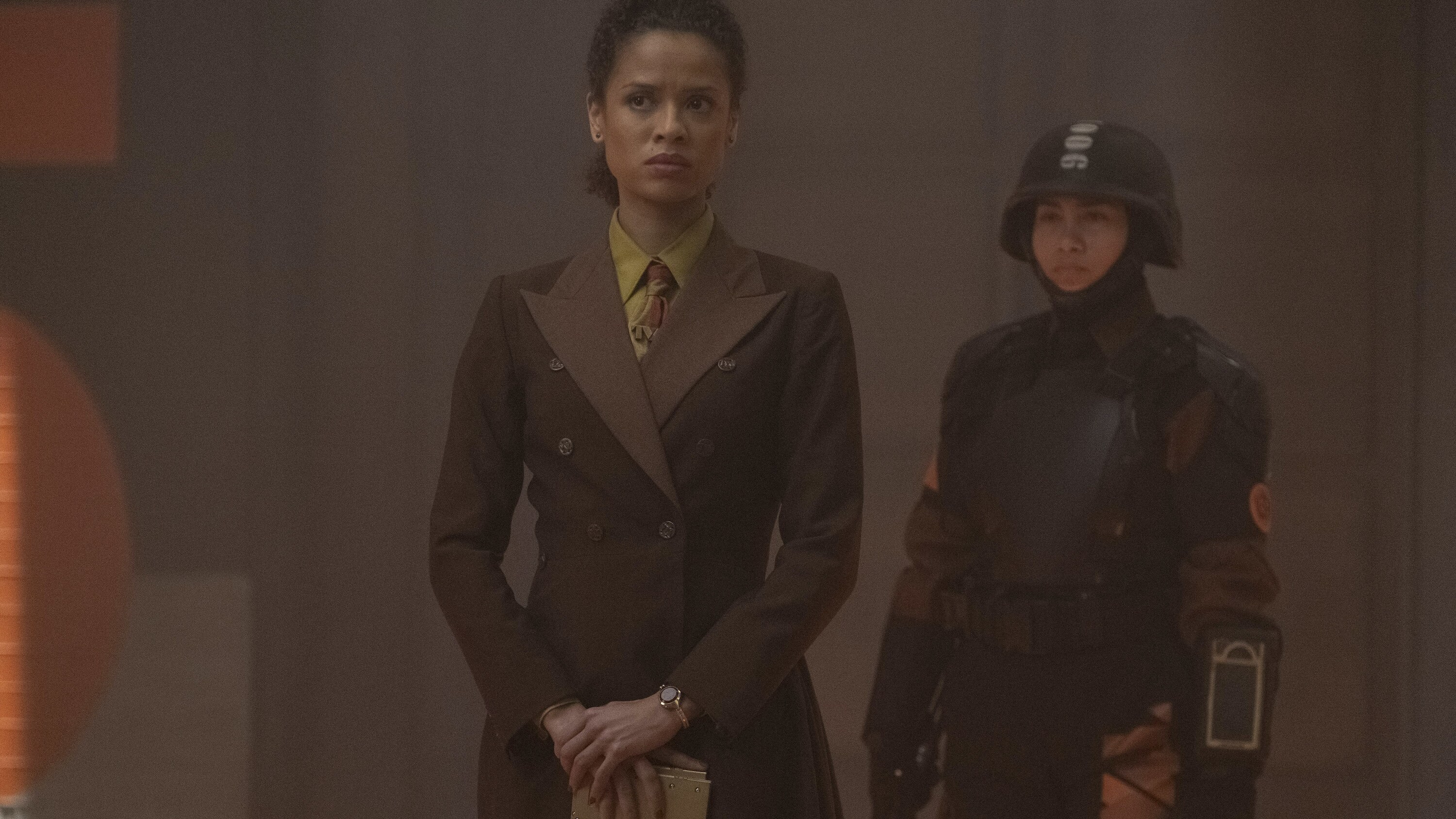 (L): Judge Renslayer (Gugu Mbatha-Raw) in Marvel Studios' LOKI, exclusively on Disney+. Photo by Chuck Zlotnick. ©Marvel Studios 2021. All Rights Reserved.