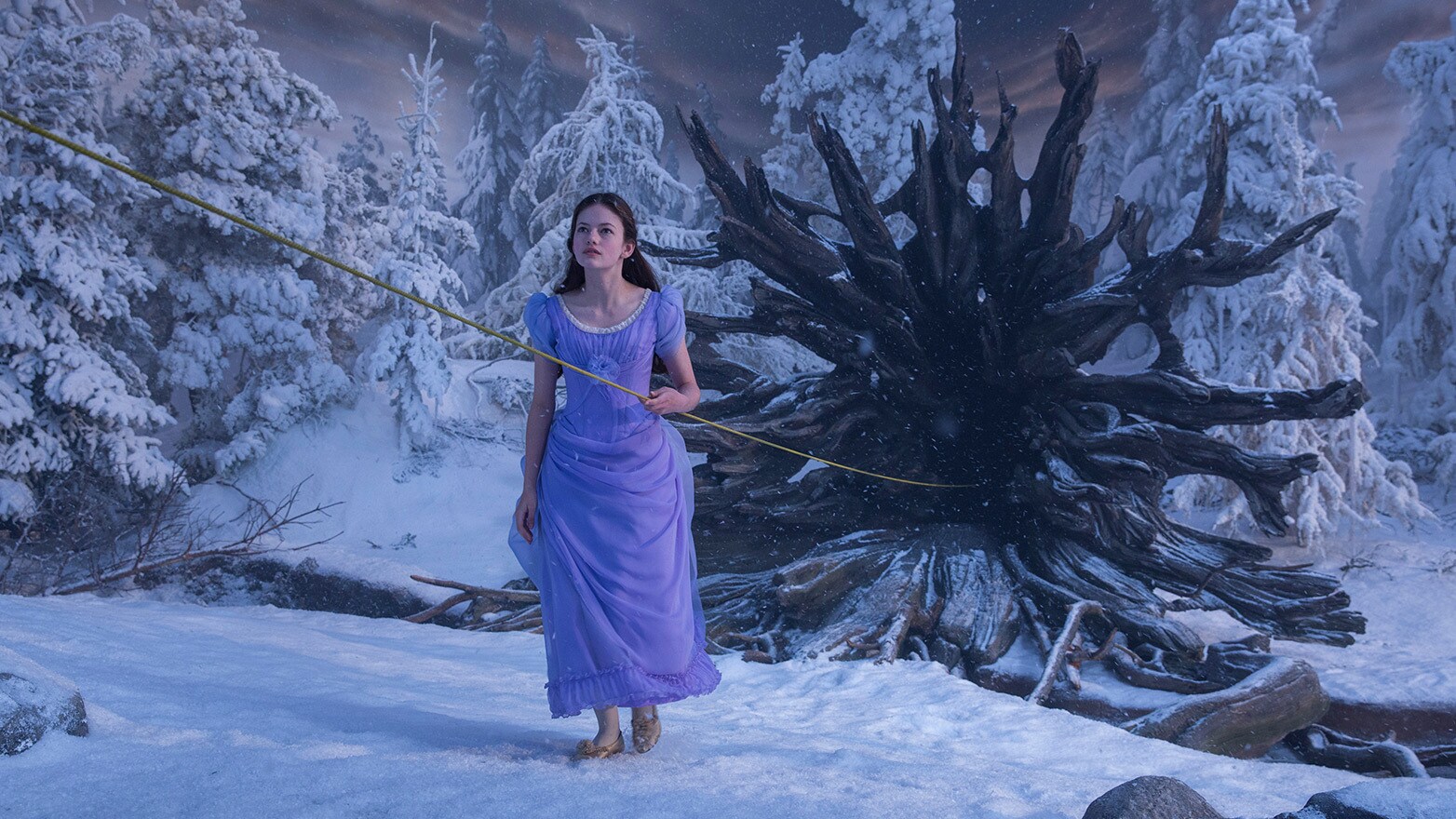 Mackenzie Foy as Clara.
