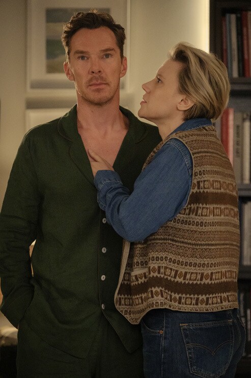 Benedict Cumberbatch and Kate McKinnon in THE ROSES. Photo by Jaap Buitendijk, Courtesy of Searchlight Pictures. © 2025 Searchlight Pictures All Rights Reserved.