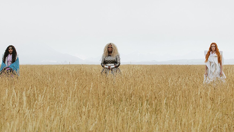 Mindy Kaling as Mrs. Who, Oprah Winfrey as Mrs. Which and Reese Witherspoon as Mrs. Whatsit in A Wrinkle in Time.