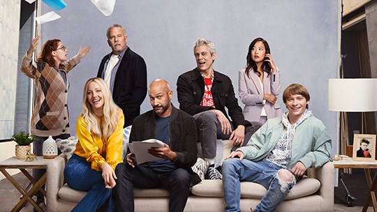 Nova série de comédia do criador de 'Modern Family' estreia em breve no Star+