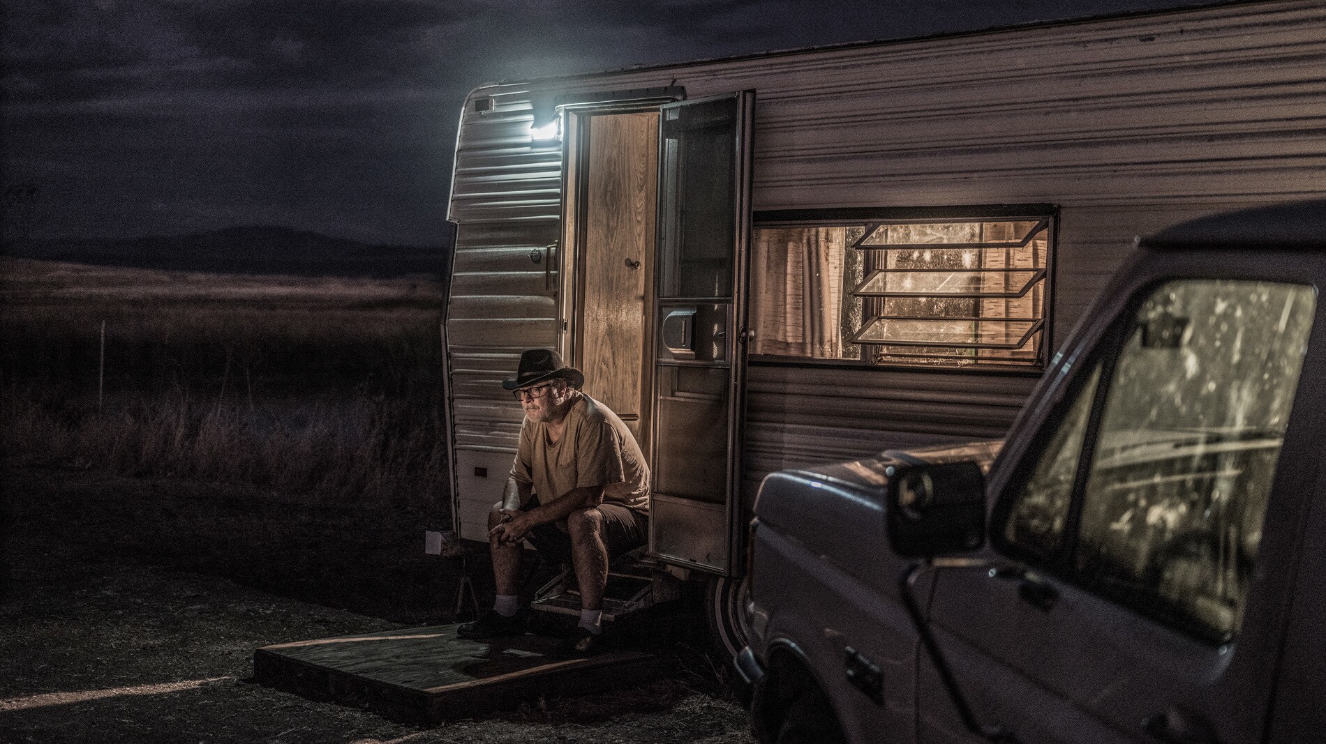 Dave Clemens at his trailer outside Paradise, CA. (National Geographic/Pete Muller)
