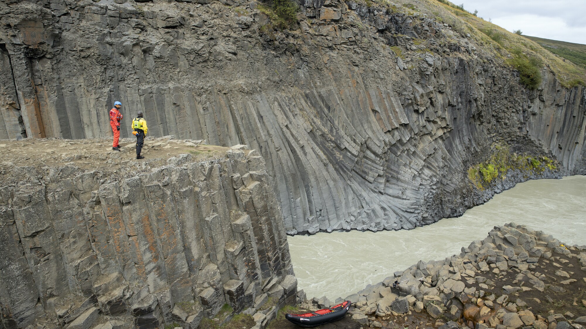 Will Smith, left, and Dwayne Fields at Studlagil basalt canyon.  (National Geographic for Disney+/Bragi Þór Jósefsson)