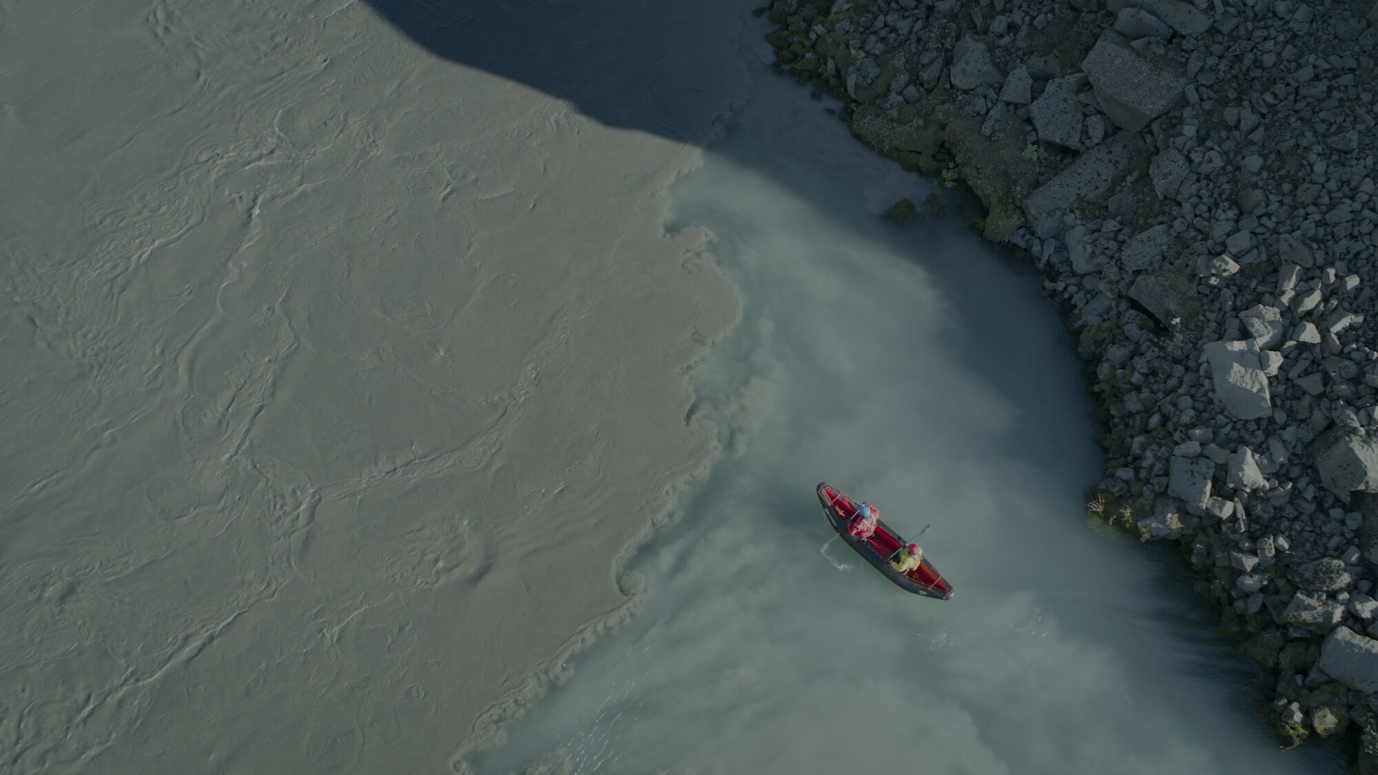 Will and Dwayne kayak through Vatnajökull National Park in Iceland.  (National Geographic for Disney+)