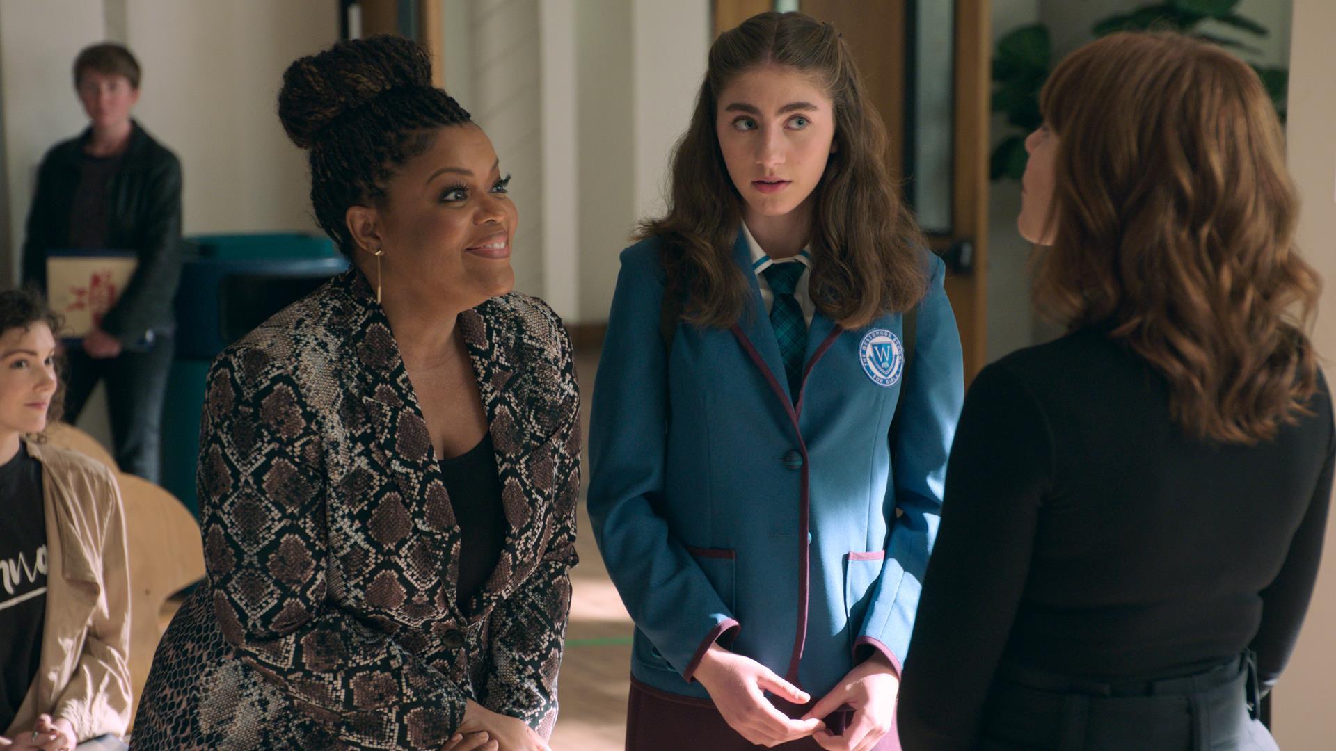 BIG SHOT - "Great In The Living Room" (Disney/Mitch Haaseth)  YVETTE NICOLE BROWN, SOPHIA MITRI SCHLOSS