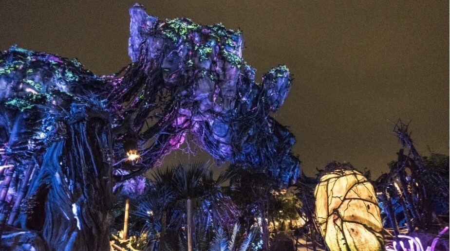 Bioluminescence Floating Mountains Picture of bioluminescence floating mountains from Pandora: The World of Avatar.