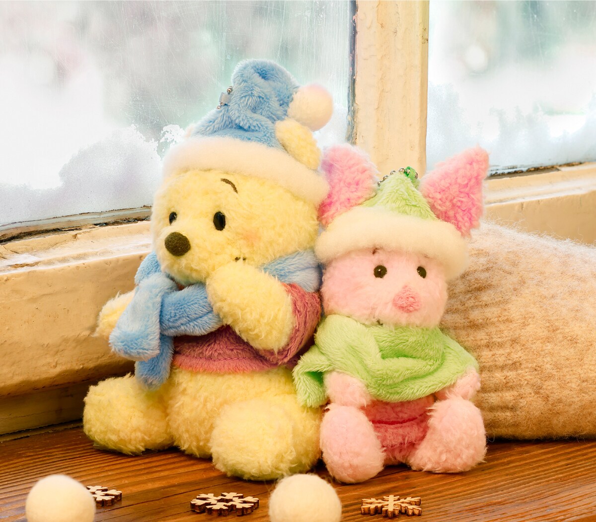 C賞 〈プーさん〉あったかぬいぐるみマスコット／D賞 〈ピグレット〉あったかぬいぐるみマスコット