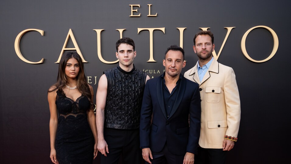 EL CAUTIVO. YA DISPONIBLES LAS FOTOS DE LA PREMIERE. ESTRENO EL 12 DE SEPTIEMBRE SOLO EN CINES.
