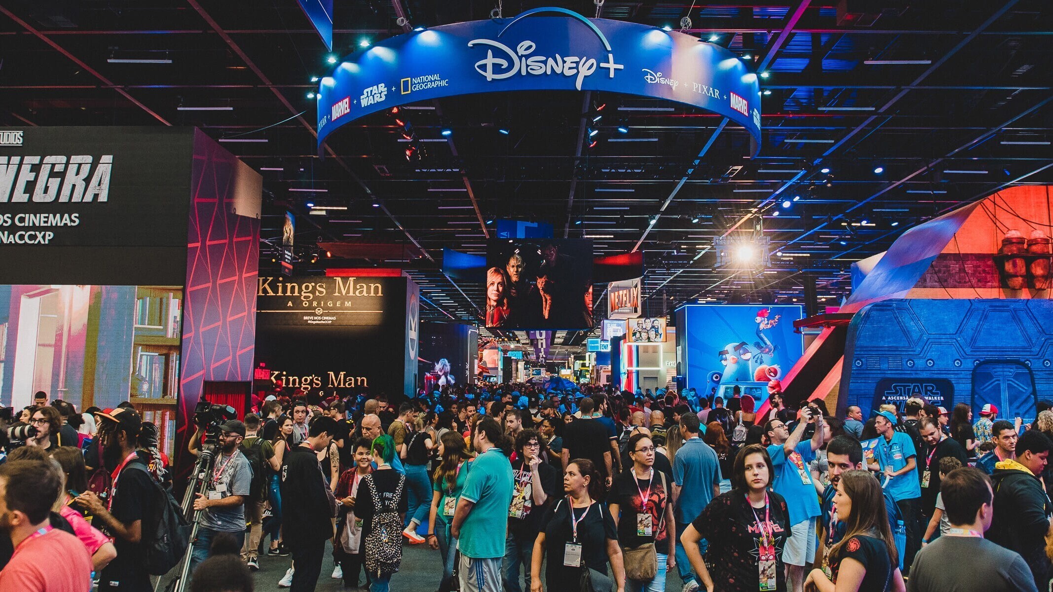 Veja como é o stand da Disney na CCXP e que novidades ele traz para o público