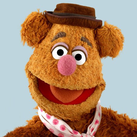 the muppets fozzie bear